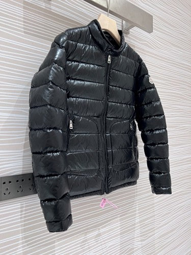Moncler Acorus Lightweight Stand-Collar Down Jacket in Black