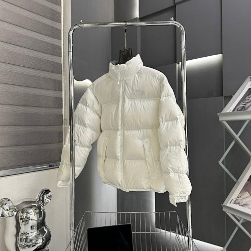 The North Face '90s-Inspired Puffer Jacket | Ivory White
