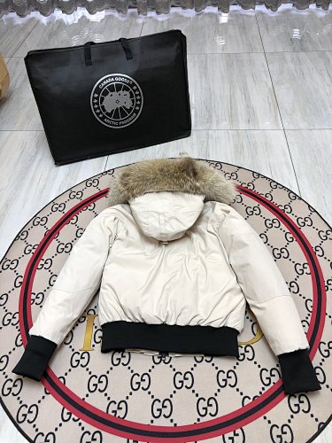Canada Goose Women's Hooded Bomber Jacket | Ivory & Black
