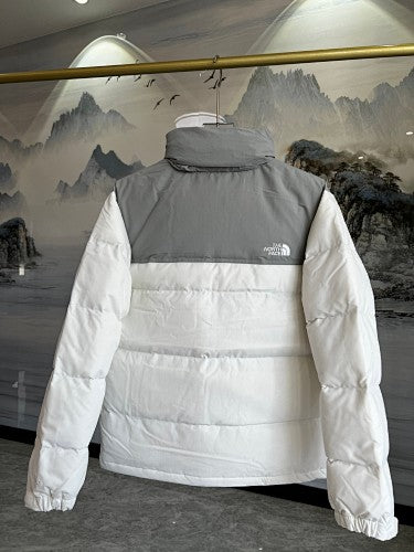 The North Face Large Logo Puffer Jacket | White & Gray