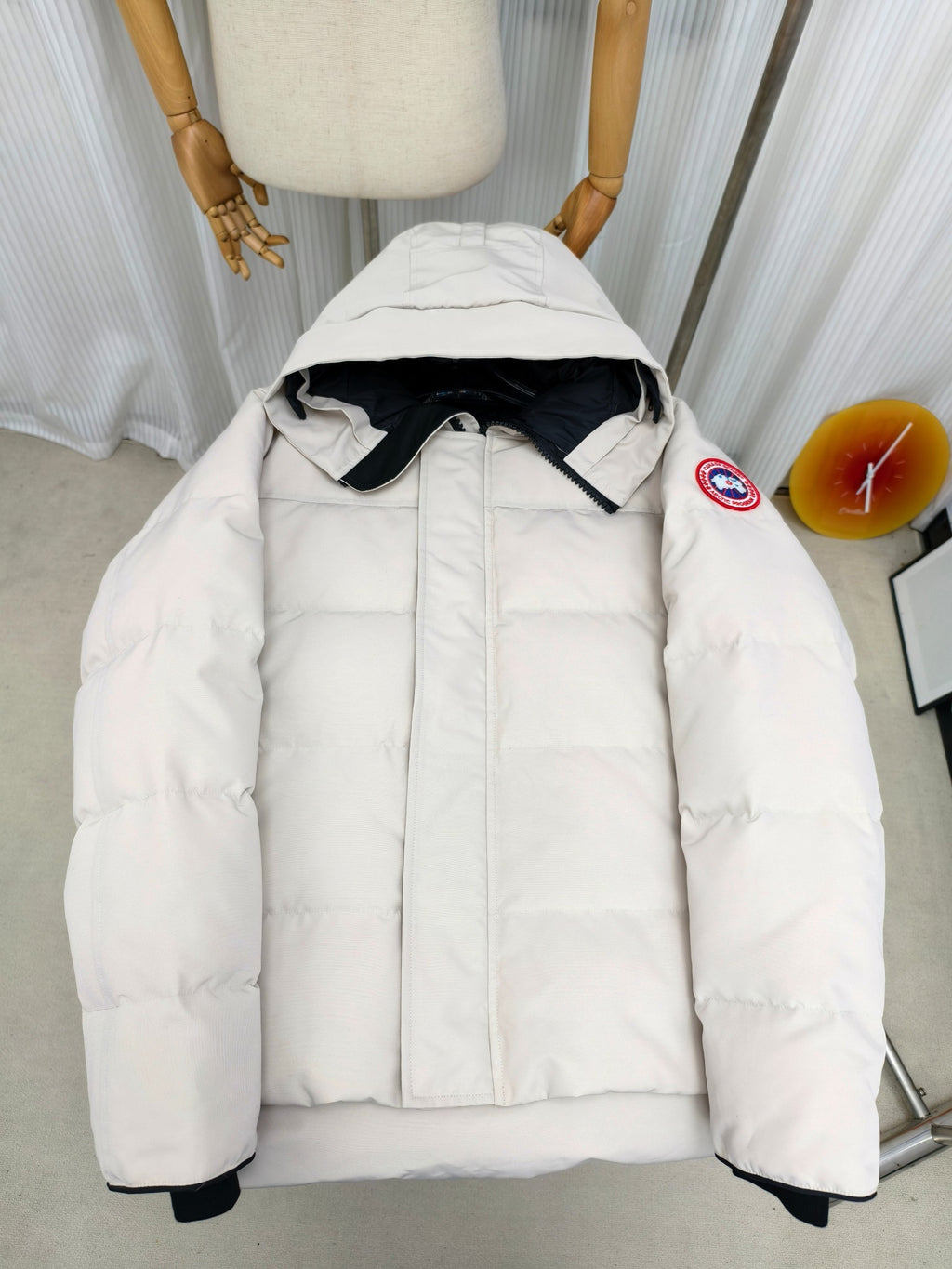 Canada Goose Wyndham Hooded Puffer Jacket – White