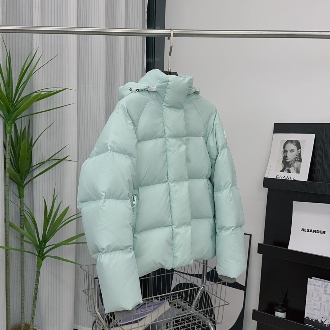 Canada Goose White-Badge Hooded Puffer Jacket in Mint Green