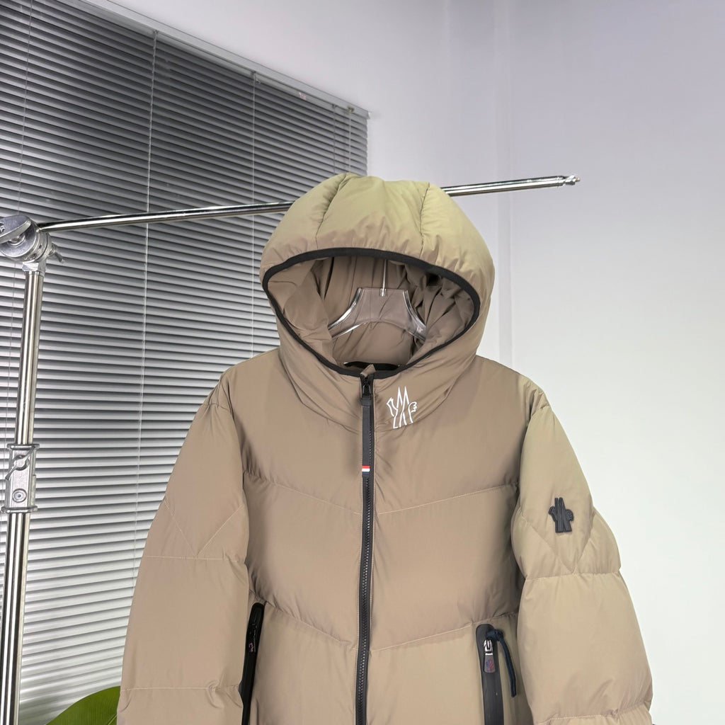 Moncler Grenoble Arcesaz