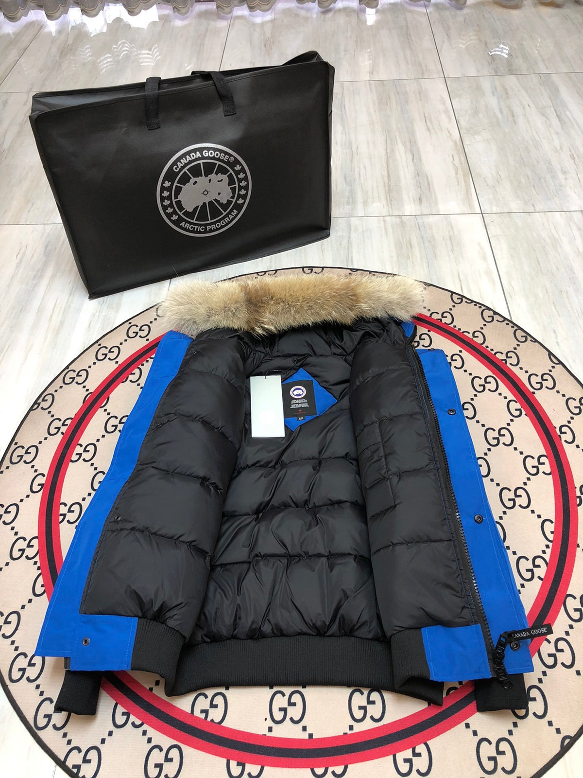 Canada Goose Chilliwack Hooded Bomber Jacket | Royal Blue