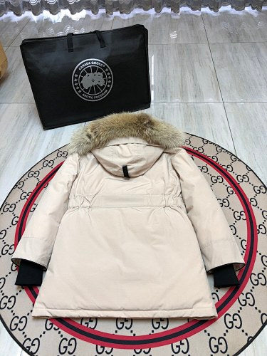 Canada Goose Women's Hooded Parka (07)